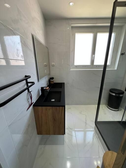 Appt De Standing Centre Ville Тарб Екстериор снимка